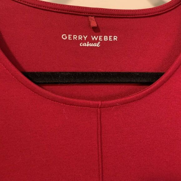 Gerry Weber knit top, 3/4 sleeve, burgundy, sz 12, vented side, pull over - Picture 3 of 16